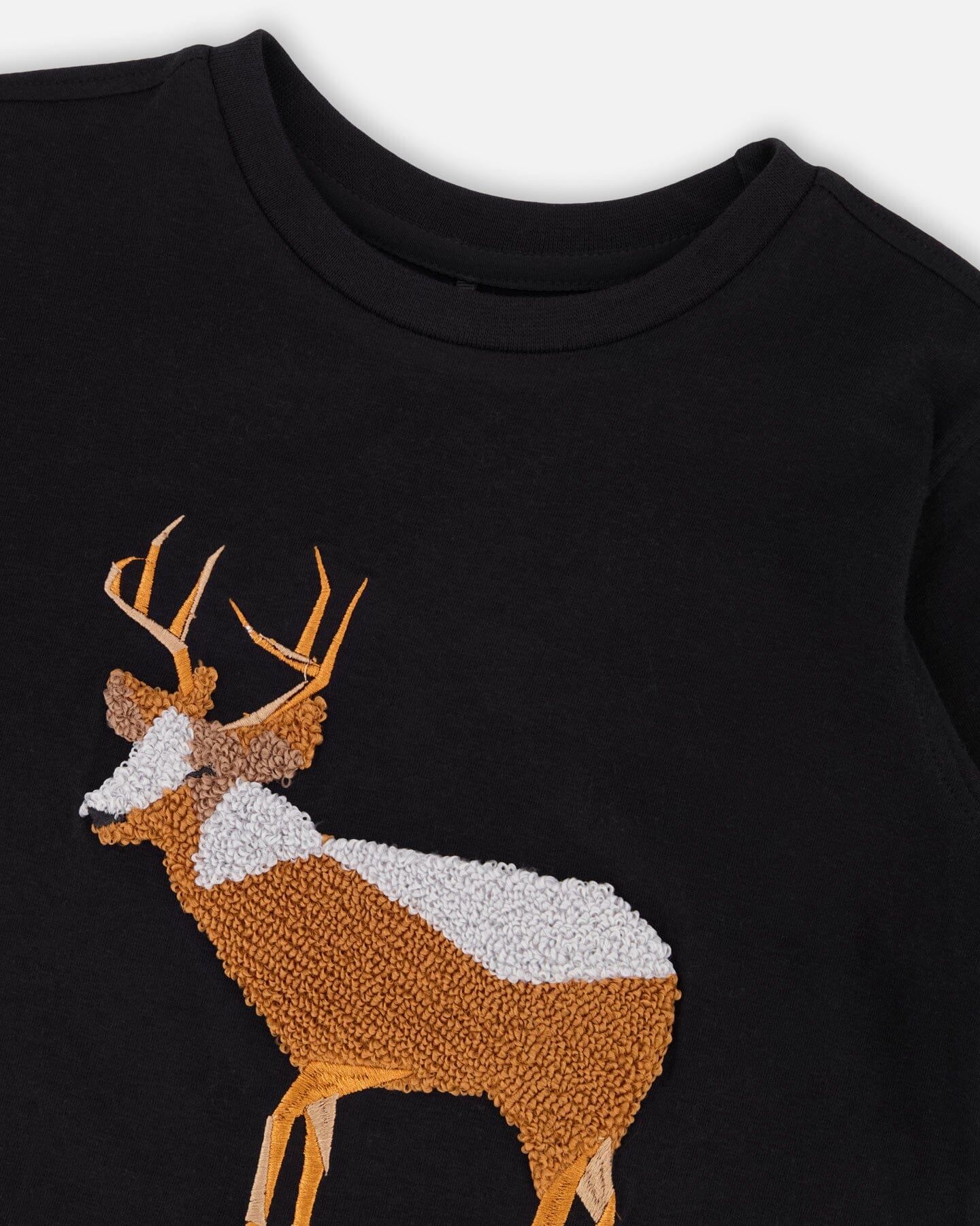 Organic Cotton T-Shirt Black With Boucle Deer Applique