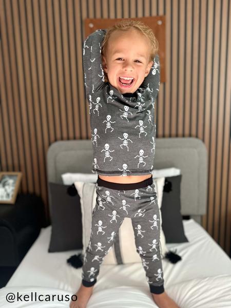 Boy Skelly Glow PJs