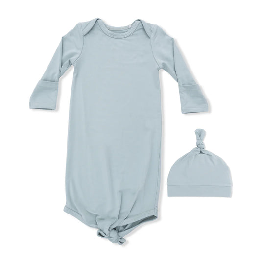 Solid Jadeite  Knotted Gown and Hat