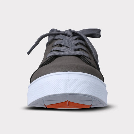 Oomphies Leo Youth Lace-Up Sneaker