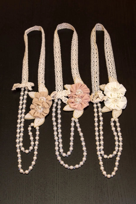 Ivory Pearl Flower Necklace