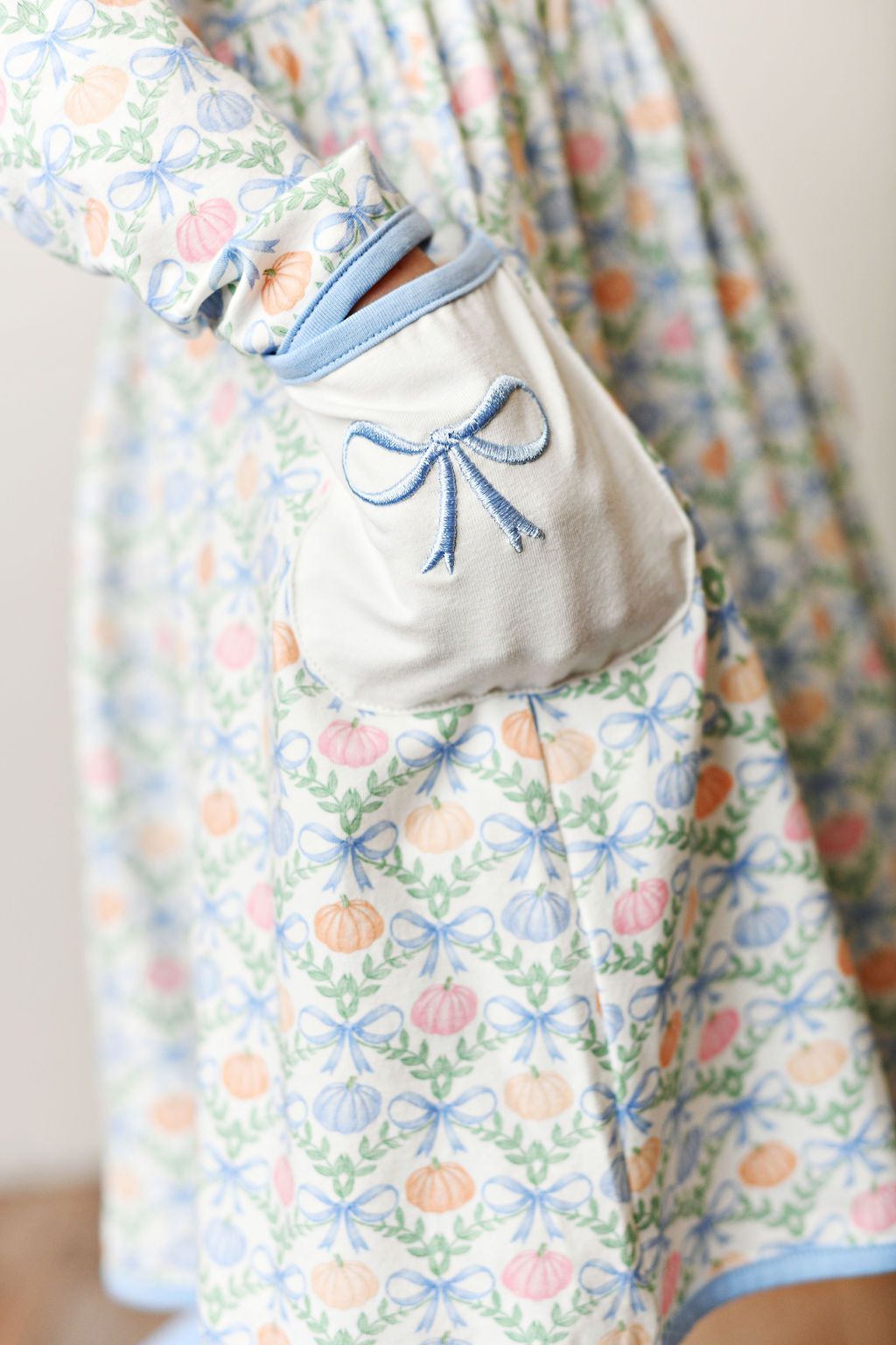 Pocket Embroidery Flair Dress