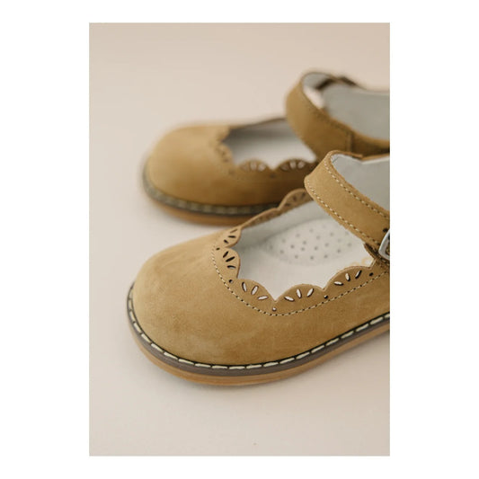 Willow Scalloped Mary Jane